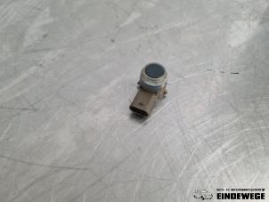 Gebruikte Sensor PDC Jaguar F-Pace 2.0 Turbo 16V AWD Prijs € 33,50 Margeregeling aangeboden door Auto- en demontagebedrijf Eindewege