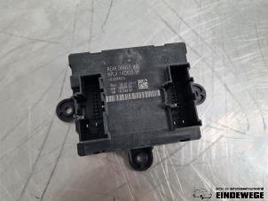 Gebruikte Centrale Deurvergrendelings Module Jaguar F-Pace 2.0 Turbo 16V AWD Prijs € 28,50 Margeregeling aangeboden door Auto- en demontagebedrijf Eindewege