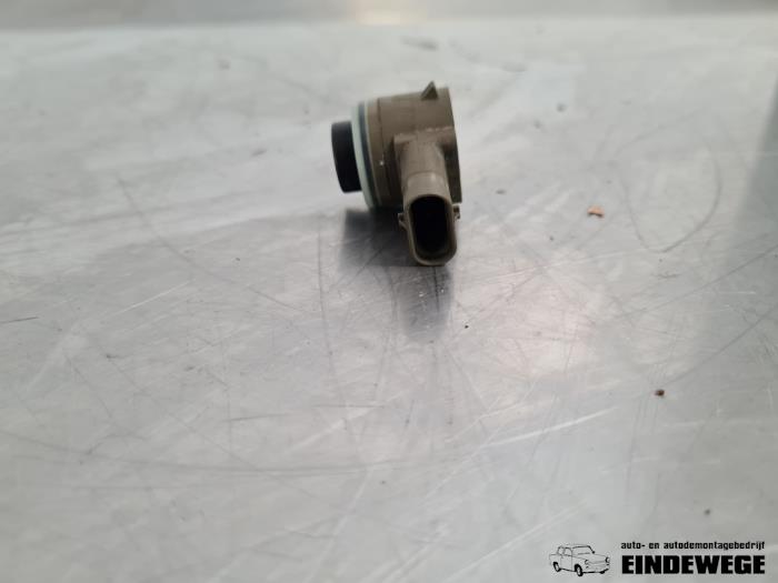 PDC Sensor van een Jaguar F-Pace 2.0 Turbo 16V AWD 2017