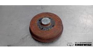 Gebruikte Remtrommel achter Renault Twingo II (CN) 1.2 16V Prijs € 25,00 Margeregeling aangeboden door Auto- en demontagebedrijf Eindewege