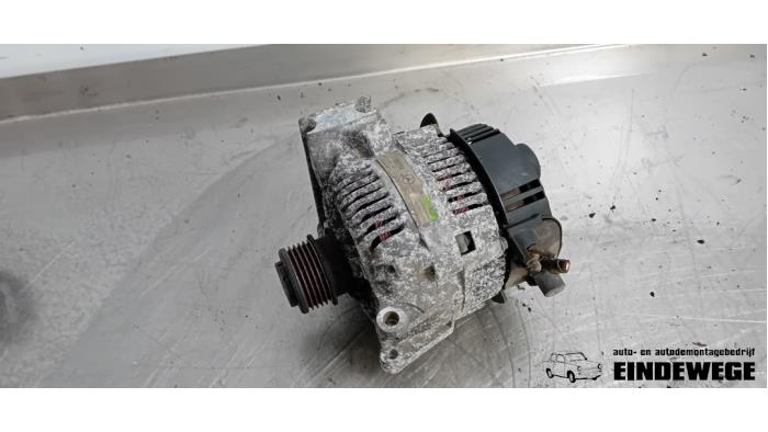 Gebruikte Dynamo Mercedes A (W168) 1.7 A-170 CDI 16V Prijs € 45,00 Margeregeling aangeboden door Auto- en demontagebedrijf Eindewege