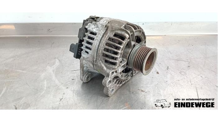 Gebruikte Dynamo Seat Leon (1M1) 1.6 16V Prijs € 45,00 Margeregeling aangeboden door Auto- en demontagebedrijf Eindewege
