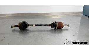 Gebruikte Steekas links-voor Opel Corsa D 1.2 16V Prijs € 35,00 Margeregeling aangeboden door Auto- en demontagebedrijf Eindewege