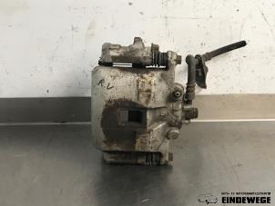 Gebruikte Remklauw (Tang) rechts-voor Honda Accord Tourer (CM/CN) 2.0 i-VTEC 16V Prijs € 30,00 Margeregeling aangeboden door Auto- en demontagebedrijf Eindewege