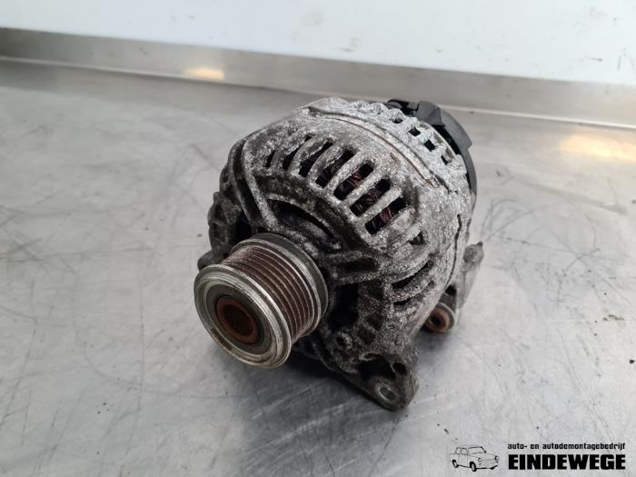 Gebruikte Dynamo Volkswagen Touran (1T1/T2) 1.9 TDI 105 Euro 3 Prijs € 52,50 Margeregeling aangeboden door Auto- en demontagebedrijf Eindewege