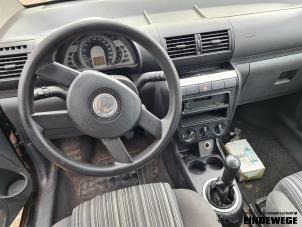 Gebruikte Versnellingspookhoes Volkswagen Fox (5Z) 1.4 TDI Prijs op aanvraag aangeboden door Auto- en demontagebedrijf Eindewege