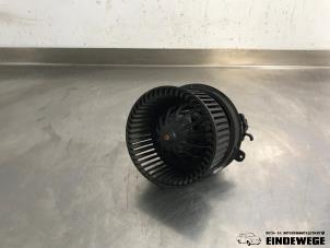 Gebruikte Aanjager Citroen C2 (JM) 1.1 Prijs € 30,00 Margeregeling aangeboden door Auto- en demontagebedrijf Eindewege