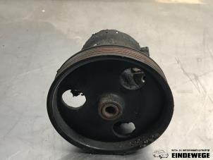 Gebruikte Pomp Servo Renault Kangoo Express (FC) 1.5 dCi 60 Prijs € 40,00 Margeregeling aangeboden door Auto- en demontagebedrijf Eindewege