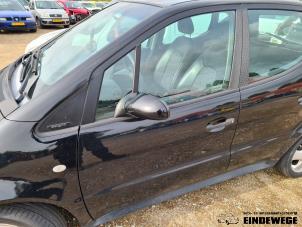 Gebruikte Deur 4Deurs links-voor Mercedes A (W168) 1.4 A-140 Prijs € 80,00 Margeregeling aangeboden door Auto- en demontagebedrijf Eindewege