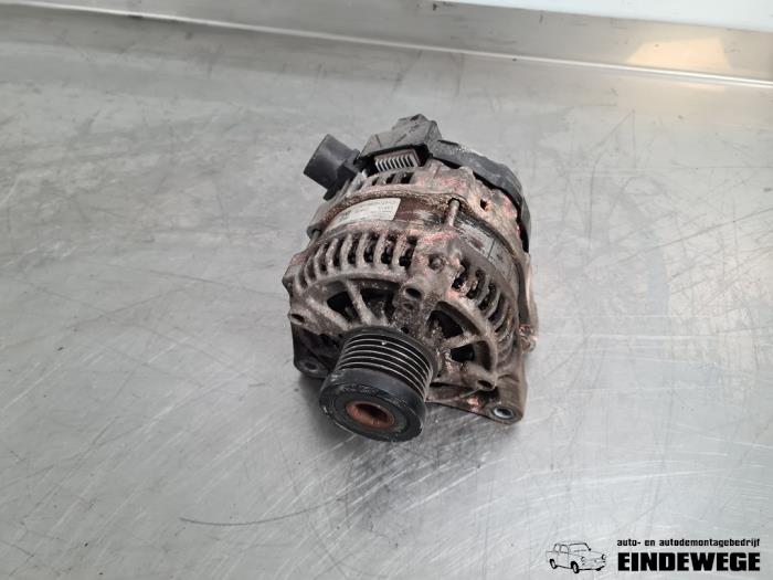 Gebruikte Dynamo Ford Fiesta 6 (JA8) 1.0 Ti-VCT 12V 65 Prijs € 40,00 Margeregeling aangeboden door Auto- en demontagebedrijf Eindewege