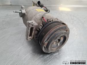 Gebruikte Aircopomp Ford Fiesta 6 (JA8) 1.0 Ti-VCT 12V 65 Prijs € 63,50 Margeregeling aangeboden door Auto- en demontagebedrijf Eindewege