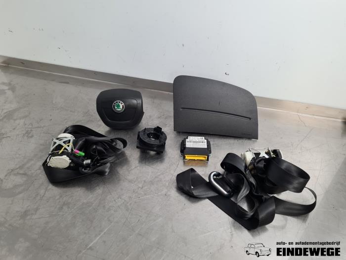 Skoda Fabia Airbag Sets + Modules voorraad Onderdelenlijn.nl