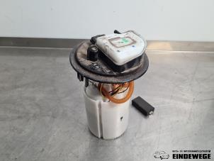 Gebruikte Tank element Pomp Opel Crossland (X) 1.2 Turbo 12V Euro 6 Prijs € 105,00 Margeregeling aangeboden door Auto- en demontagebedrijf Eindewege