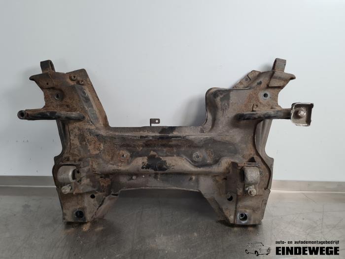 Gebruikte Subframe Opel Crossland (X) 1.2 Turbo 12V Euro 6 Prijs € 115,00 Margeregeling aangeboden door Auto- en demontagebedrijf Eindewege
