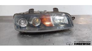 Gebruikte Koplamp rechts Fiat Punto II (188) 1.2 60 S Prijs € 40,00 Margeregeling aangeboden door Auto- en demontagebedrijf Eindewege