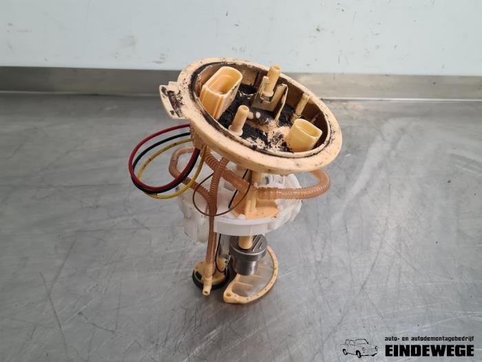 Gebruikte Tank element Pomp Audi A4 Avant (B9) 2.0 TDI 16V Quattro Prijs € 88,50 Margeregeling aangeboden door Auto- en demontagebedrijf Eindewege