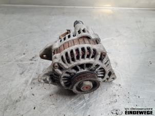 Gebruikte Alternator Mitsubishi Space Star (DG) 1.8 16V GDI Prijs € 35,00 Margeregeling aangeboden door Auto- en demontagebedrijf Eindewege
