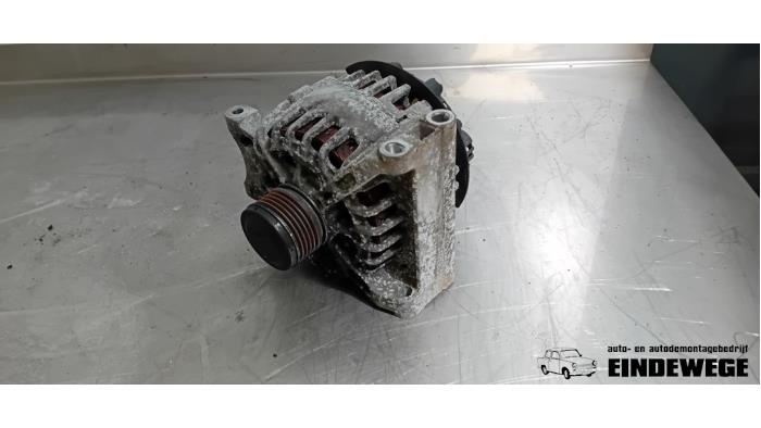 Gebruikte Dynamo Mercedes B (W245) 2.0 B-200 16V Turbo Prijs € 52,50 Margeregeling aangeboden door Auto- en demontagebedrijf Eindewege