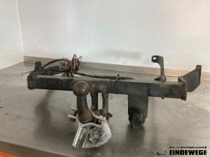 Gebruikte Trekhaak Citroen C8 (EA/EB) 2.2 16V Prijs € 105,00 Margeregeling aangeboden door Auto- en demontagebedrijf Eindewege