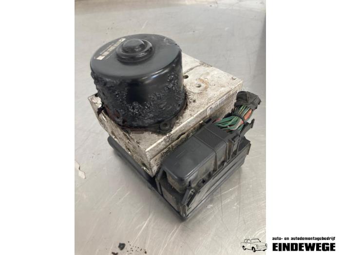 Gebruikte ABS Pomp Chrysler 300 C 3.5 V6 24V Prijs € 105,00 Margeregeling aangeboden door Auto- en demontagebedrijf Eindewege