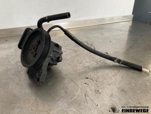 Gebruikte Servopomp BMW 5 serie Touring (E61) 530d 24V Prijs € 60,00 Margeregeling aangeboden door Auto- en demontagebedrijf Eindewege