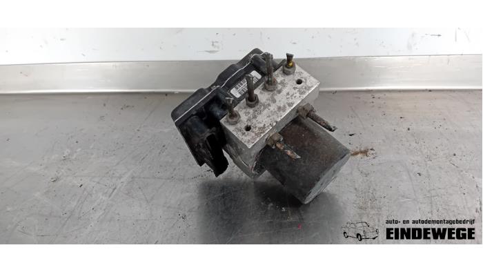 Gebruikte ABS Pomp Mercedes A (W169) 2.0 A-180 CDI 16V Prijs € 52,50 Margeregeling aangeboden door Auto- en demontagebedrijf Eindewege