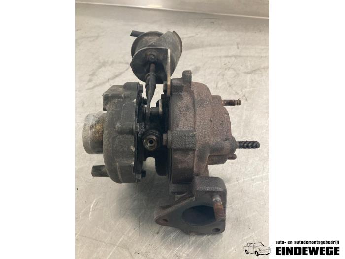 Turbo van een Volkswagen Lupo (6X1) 1.2 TDI 3L 2001