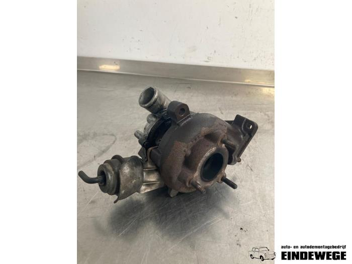Turbo van een Volkswagen Lupo (6X1) 1.2 TDI 3L 2001