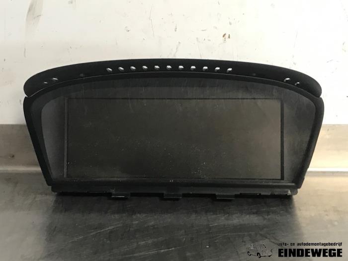 Gebruikte Display Interieur BMW 3 serie Touring (E91) 335d 24V Prijs € 105,00 Margeregeling aangeboden door Auto- en demontagebedrijf Eindewege