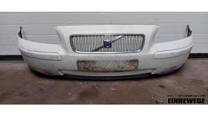 Gebruikte Bumper voor Volvo V70 (SW) 2.4 D5 20V Prijs € 105,00 Margeregeling aangeboden door Auto- en demontagebedrijf Eindewege
