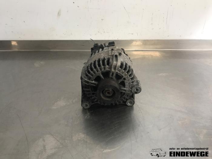 Gebruikte Dynamo BMW 3 serie (E90) 320d 16V Edition Fleet Prijs € 52,50 Margeregeling aangeboden door Auto- en demontagebedrijf Eindewege