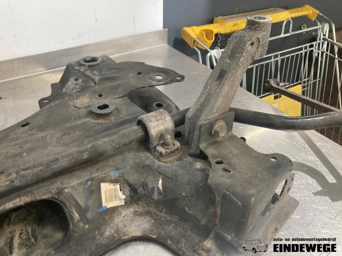 Subframe van een Opel Grandland (X) 1.2 Turbo 12V 2018