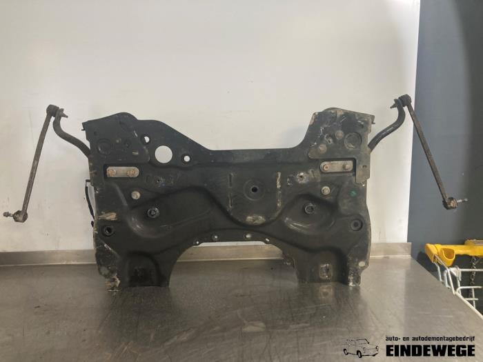 Subframe van een Opel Grandland (X) 1.2 Turbo 12V 2018