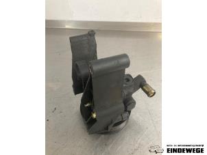 Gebruikte Pomp Servo Ford Puma 1.7 16V Prijs € 40,00 Margeregeling aangeboden door Auto- en demontagebedrijf Eindewege