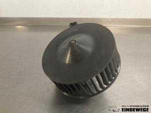 Gebruikte Chaufage Ventilatiemotor Ford Puma 1.7 16V Prijs € 26,25 Margeregeling aangeboden door Auto- en demontagebedrijf Eindewege