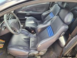 Gebruikte Bekleding Set (compleet) Ford Puma 1.7 16V Prijs op aanvraag aangeboden door Auto- en demontagebedrijf Eindewege