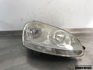 Gebruikte Rechter Koplamp Volkswagen Golf V (1K1) 1.4 TSI 140 16V Prijs € 40,00 Margeregeling aangeboden door Auto- en demontagebedrijf Eindewege