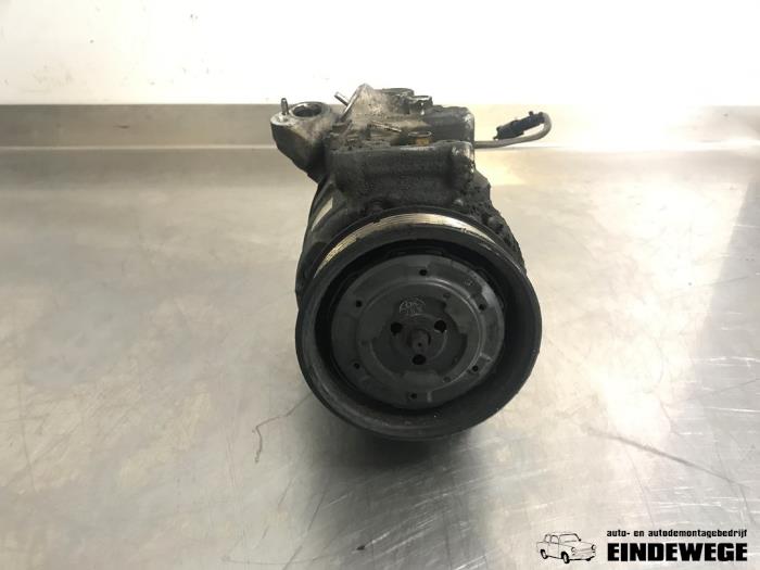 Gebruikte Pomp Airco BMW 5 serie (E60) 523i 24V Prijs € 157,50 Margeregeling aangeboden door Auto- en demontagebedrijf Eindewege