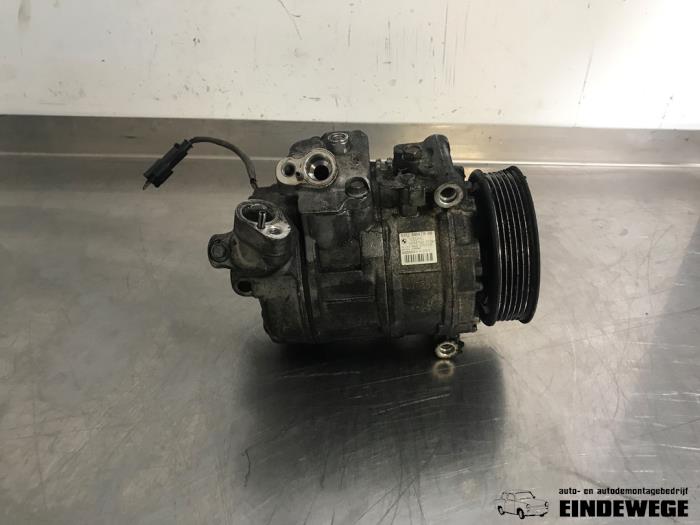 Aircopomp van een BMW 5 serie (E60) 523i 24V 2007