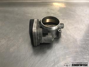 Gebruikte Gasklephuis BMW 5 serie (E60) 523i 24V Prijs € 35,00 Margeregeling aangeboden door Auto- en demontagebedrijf Eindewege