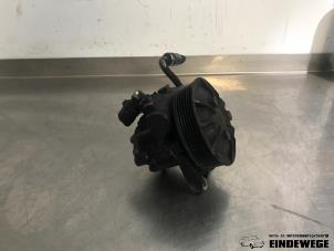 Gebruikte Servopomp BMW 5 serie (E60) 523i 24V Prijs € 78,50 Margeregeling aangeboden door Auto- en demontagebedrijf Eindewege