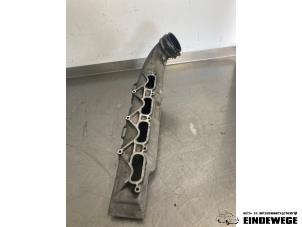 Gebruikte Inlaatspruitstuk Mercedes CLS AMG (C219) 5.4 55 AMG V8 24V Prijs € 105,00 Margeregeling aangeboden door Auto- en demontagebedrijf Eindewege