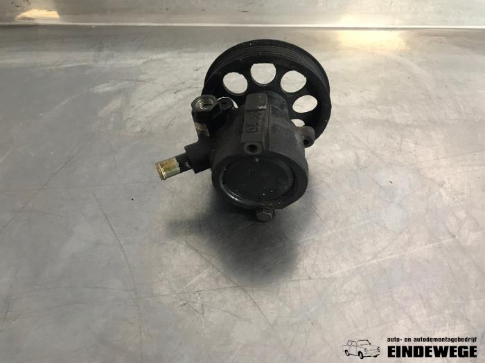 Gebruikte Pomp Servo Saab 9-3 I (YS3D) 2.0t 16V Prijs € 52,50 Margeregeling aangeboden door Auto- en demontagebedrijf Eindewege