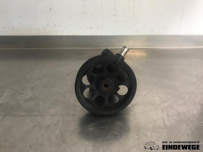 Gebruikte Pomp Servo Saab 9-3 I (YS3D) 2.0t 16V Ecopower Prijs € 52,50 Margeregeling aangeboden door Auto- en demontagebedrijf Eindewege