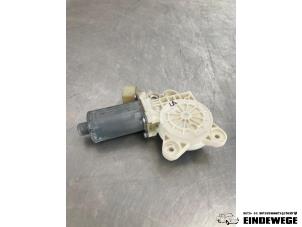 Gebruikte Portierruitmotor Mercedes CLS AMG (C219) 5.4 55 AMG V8 24V Prijs € 26,25 Margeregeling aangeboden door Auto- en demontagebedrijf Eindewege