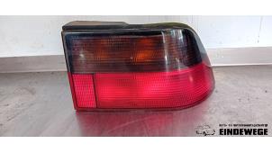 Gebruikte Achterlicht rechts Saab 9000 CS 2.3i 16V CSE Prijs € 30,00 Margeregeling aangeboden door Auto- en demontagebedrijf Eindewege