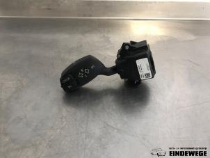 Gebruikte Pinker Schakelaar BMW 5 serie (E60) 523i 24V Prijs € 20,00 Margeregeling aangeboden door Auto- en demontagebedrijf Eindewege