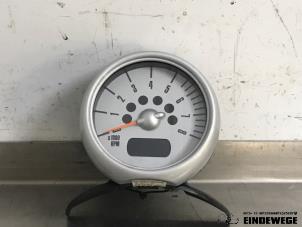 Gebruikte Toerenteller BMW Mini One/Cooper (R50) 1.6 16V Cooper Prijs € 30,00 Margeregeling aangeboden door Auto- en demontagebedrijf Eindewege