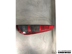 Gebruikte Achterlicht rechts Ford Focus 2 Wagon 1.6 16V Prijs € 26,25 Margeregeling aangeboden door Auto- en demontagebedrijf Eindewege