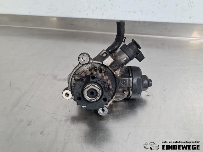 Gebruikte Hogedrukpomp Volkswagen Caddy IV 2.0 TDI 75 Prijs € 238,50 Margeregeling aangeboden door Auto- en demontagebedrijf Eindewege